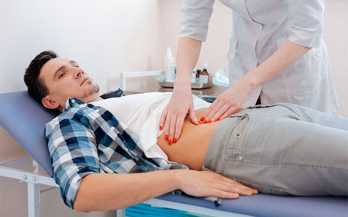 Patient at the examination by a doctor